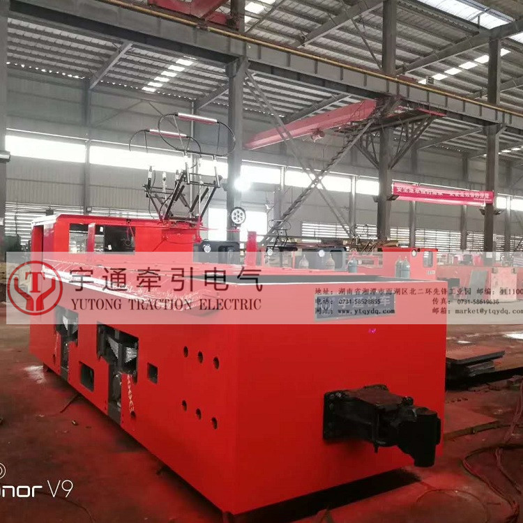 14吨矿用架线式机车